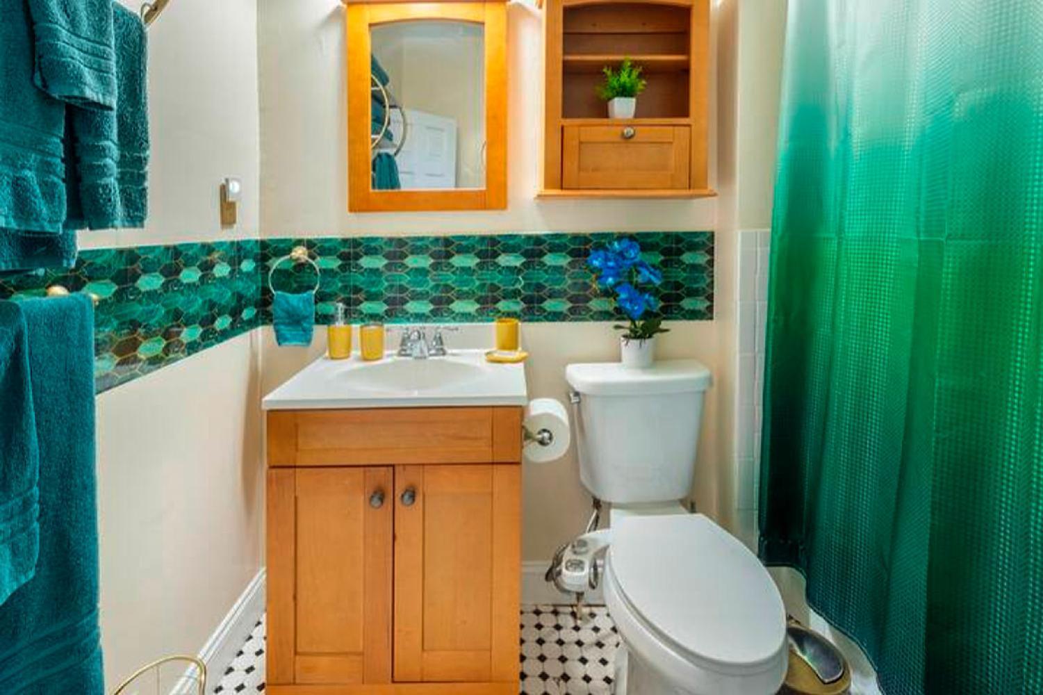 The Tremont Emerald - By Christmas Story House - Historic Charm & Modern Comfort Near Downtown With Parking, 300Mb Wifi & Self Check-In Cleveland Ngoại thất bức ảnh