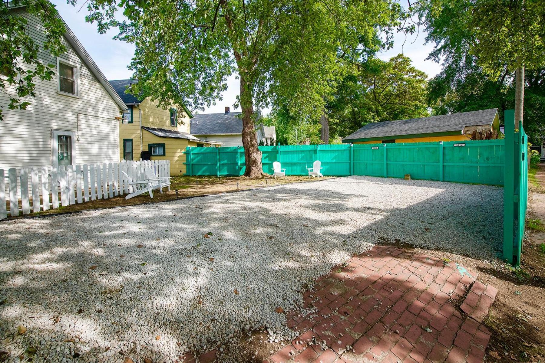 The Tremont Emerald - By Christmas Story House - Historic Charm & Modern Comfort Near Downtown With Parking, 300Mb Wifi & Self Check-In Cleveland Ngoại thất bức ảnh